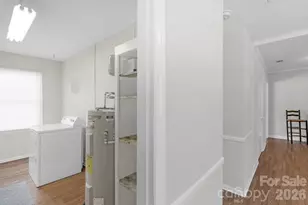 708 E John St, Matthews, NC 28105 - Photo 14