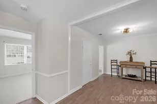 708 E John St, Matthews, NC 28105 - Photo 4