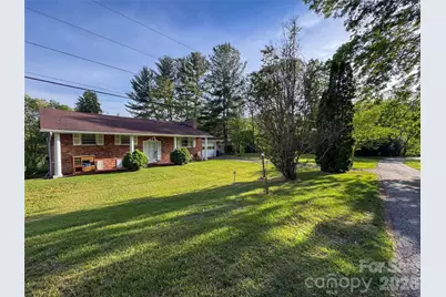 70 Winchester Drive, Waynesville, NC 28785 - Photo 6