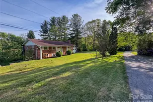 70 Winchester Dr, Waynesville, NC 28785 - Photo 12
