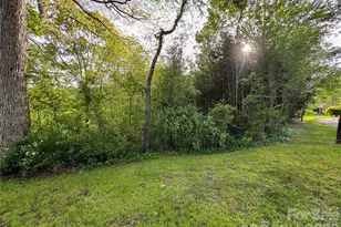 70 Winchester Dr, Waynesville, NC 28785 - Photo 20