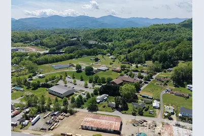 70 Winchester Drive, Waynesville, NC 28785 - Photo 6