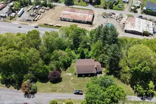 70 Winchester Dr, Waynesville, NC 28785 - Photo 4
