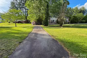 70 Winchester Dr, Waynesville, NC 28785 - Photo 18