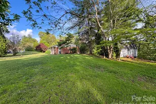 70 Winchester Dr, Waynesville, NC 28785 - Photo 16
