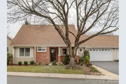1109 Citation Circle, Hendersonville, NC 28739 - Photo 1
