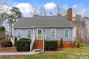 39 Bowen Dr, Belmont, NC 28012 - Photo 2