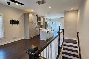 1202 Macomb Pl, Charlotte, NC 28208 - Photo 6
