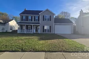 14109 Southbridge Forest Dr, Charlotte, NC 28273 - Photo 2