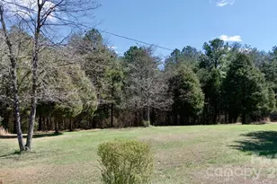 000 Suzanne Ln, Statesville, NC 28677 - Photo 1