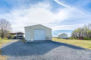 24376 Endy Rd, Albemarle, NC 28001 - Photo 32