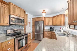 500 Apple Tree Ct, Waynesville, NC 28786 - Photo 8