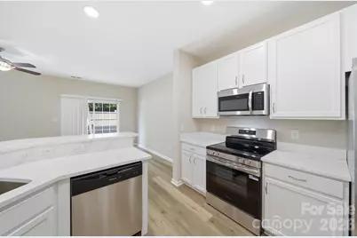12429 Stratfield Place Circle, Pineville, NC 28134 - Photo 6