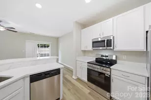 12429 Stratfield Pl Cir, Pineville, NC 28134 - Photo 6