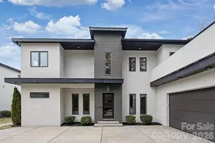 2934 Springs Dr, Charlotte, NC 28226 - Photo 2