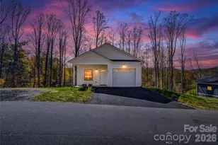 147 Northbend Dr, Asheville, NC 28804 - Photo 2