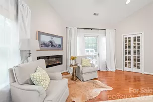 1330 Brockton Ln, Charlotte, NC 28226 - Photo 14