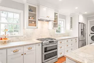 1330 Brockton Ln, Charlotte, NC 28226 - Photo 8