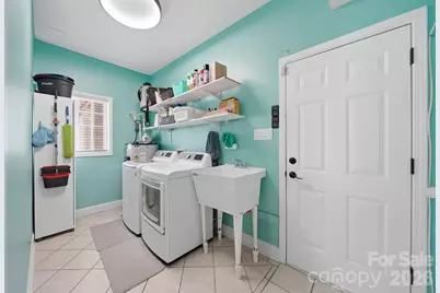 1360 Sweetbriar Lane, Hickory, NC 28602 - Photo 34