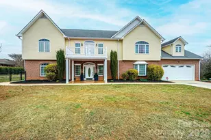 1360 Sweetbriar Ln, Hickory, NC 28602 - Photo 42