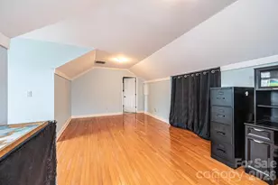 1360 Sweetbriar Ln, Hickory, NC 28602 - Photo 26