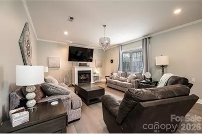 1360 Sweetbriar Lane, Hickory, NC 28602 - Photo 4