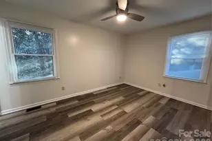 164 Bartlett St, Asheville, NC 28801 - Photo 16