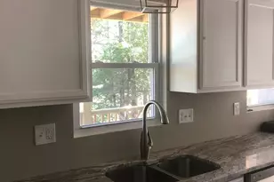 5111 Stockbridge Dr, Mount Holly, NC 28120 - Photo 6