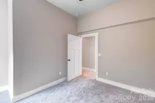 127 Northbend Dr, Asheville, NC 28804 - Photo 20