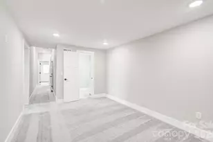 115 Northbend Dr, Asheville, NC 28804 - Photo 18