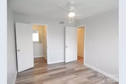 5805 Hunting Ridge Lane #D, Charlotte, NC 28212 - Photo 24