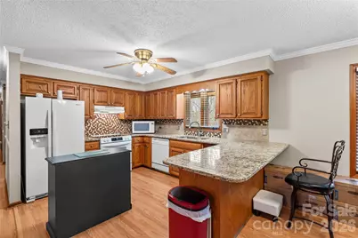 156 Eastwood Drive, Statesville, NC 28625 - Photo 16