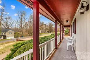 156 Eastwood Dr, Statesville, NC 28625 - Photo 4