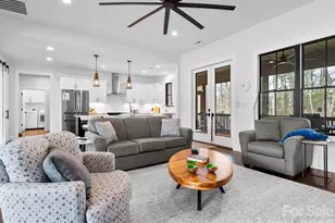 215 Lindsey Farm Dr, Flat Rock, NC 28731 - Photo 8