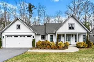 215 Lindsey Farm Dr, Flat Rock, NC 28731 - Photo 1