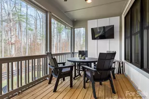 215 Lindsey Farm Dr, Flat Rock, NC 28731 - Photo 28