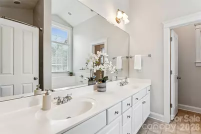 7321 Avonhurst Lane, Charlotte, NC 28269 - Photo 30