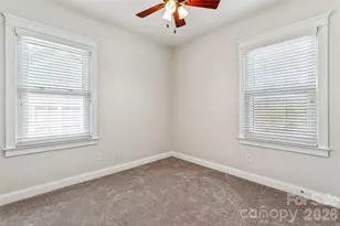 7321 Avonhurst Ln, Charlotte, NC 28269 - Photo 32