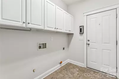 7321 Avonhurst Lane, Charlotte, NC 28269 - Photo 24