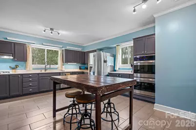 1540 Westbrook Circle, Gastonia, NC 28052 - Photo 4