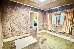 110 Maple St, Clover, SC 29710 - Photo 14