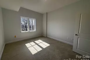 721 Governor Morrison St, Charlotte, NC 28211 - Photo 4