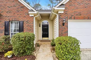 20211 Tailwind Ln, Cornelius, NC 28031 - Photo 2