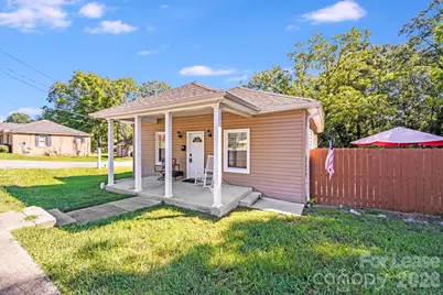 301 S Mountain Street, Cherryville, NC 28021 - Photo 1