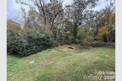 301 S Mountain Street, Cherryville, NC 28021 - Photo 12