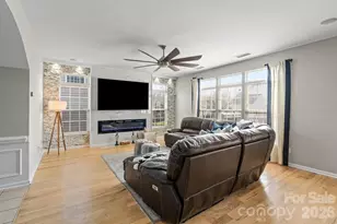 11413 Mangla Dr, Charlotte, NC 28214 - Photo 10