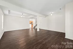 10525 Dominion Village Dr, Charlotte, NC 28269 - Photo 12