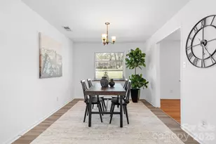 183 Kingsway Cir, Charlotte, NC 28214 - Photo 8