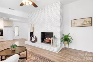 183 Kingsway Cir, Charlotte, NC 28214 - Photo 12