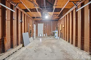 1648 Hollow Dr, Charlotte, NC 29212 - Photo 32